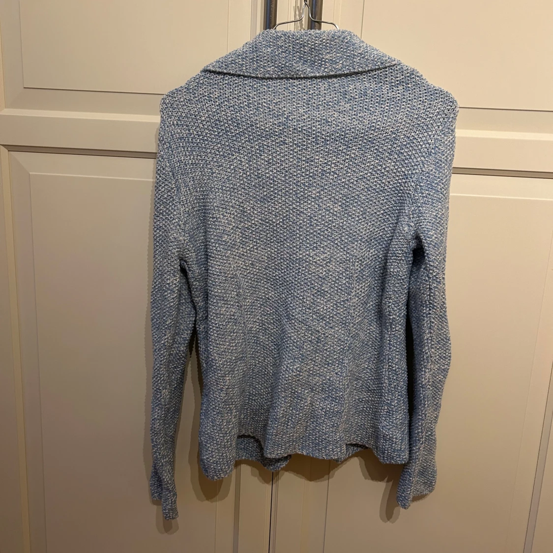 Ljusblå stickad kavaj från Cellbes - 3