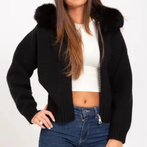 STICKAD JACKA FRÅN ALESSA 💕💕💕💕 - Använd Max 5 gånger, nyskick! Köpt frö 1800kr