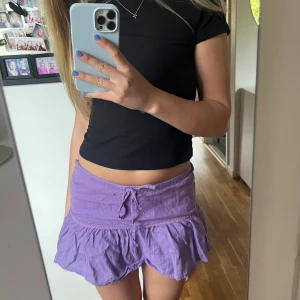 Jättefin volangkjol - Jättefin volangkjol i S