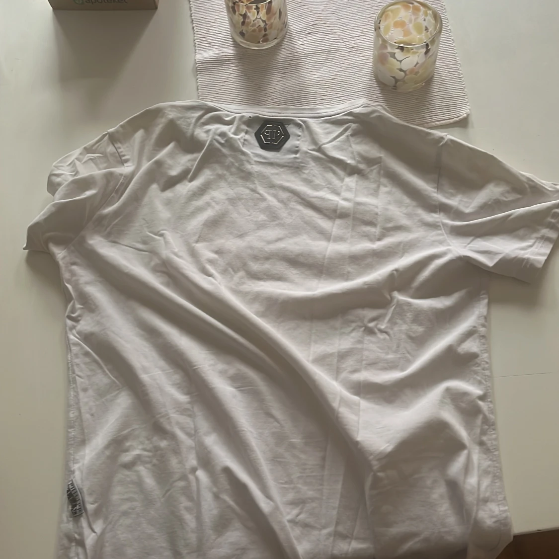 Vit t-shirt med dödskalle från Philipp Plein - 3