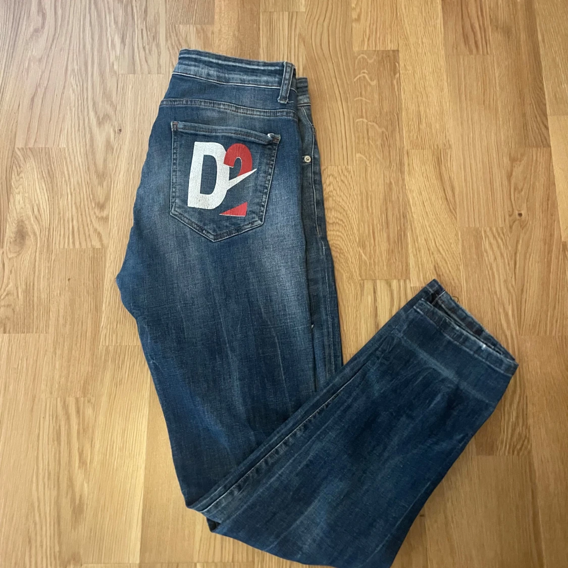 Dsquared2 jeans med slitningar - 3