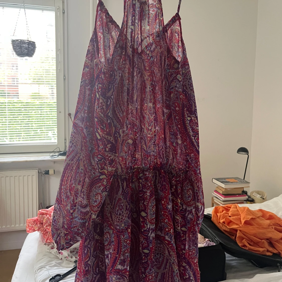 Mönstrad klänning  - 1