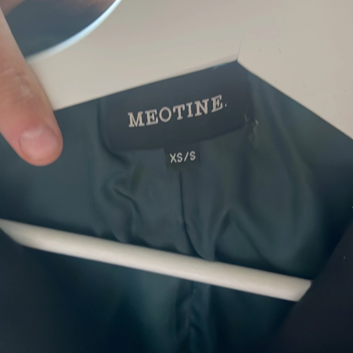 Svart pälsjacka från Meotine - 1