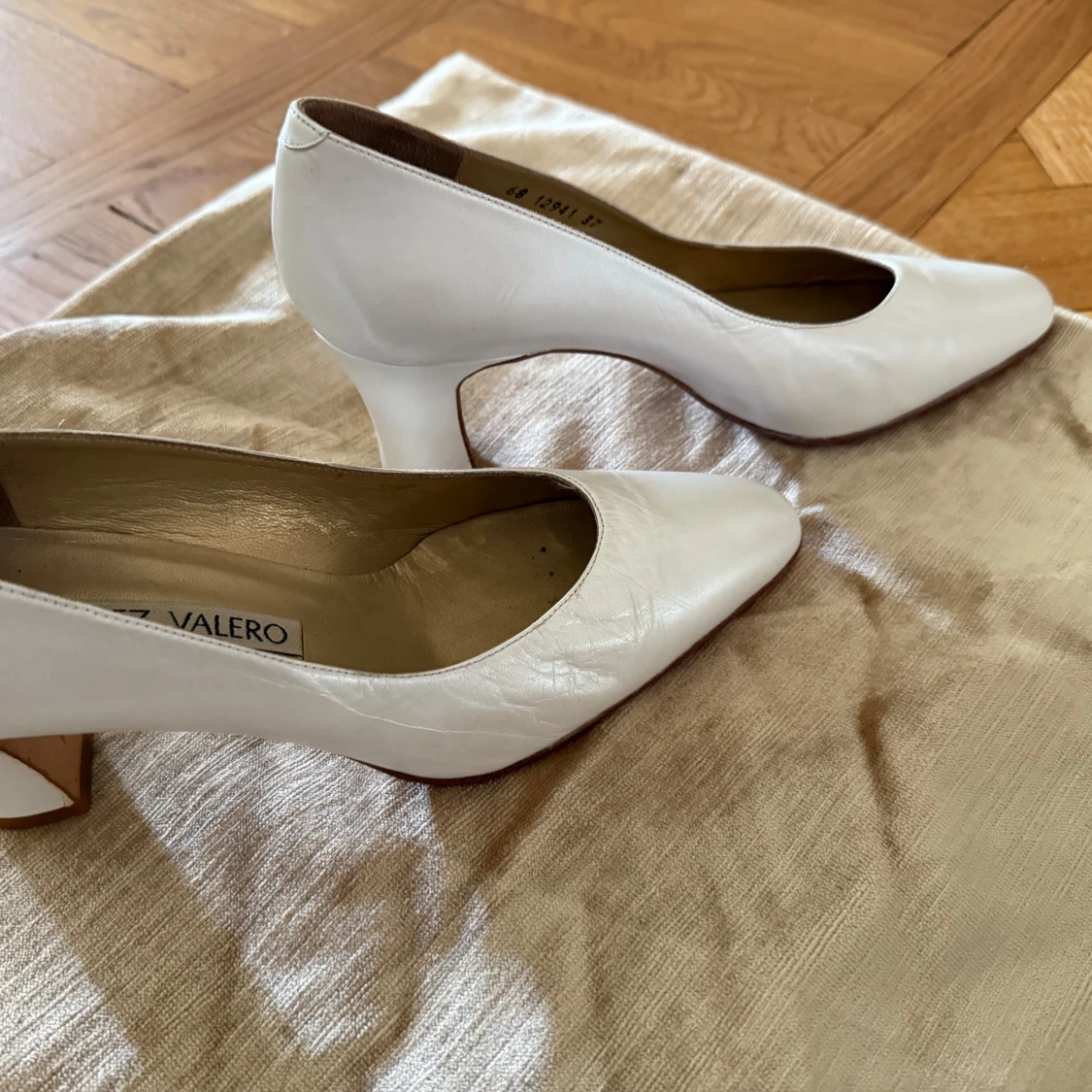 Vita pumps från Martinez Valero - 3