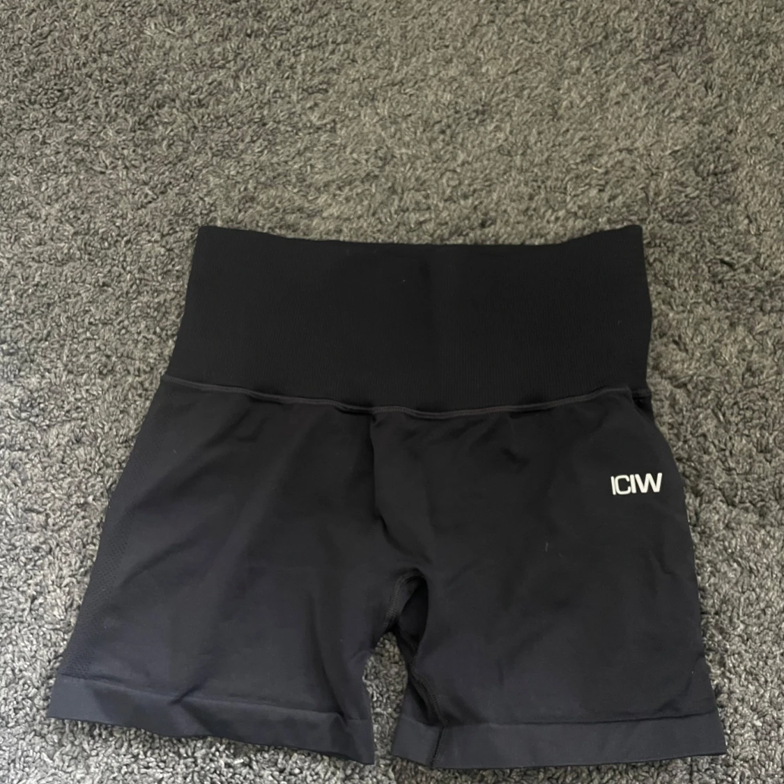 Svarta träningstights shorts från ICANIWILL
