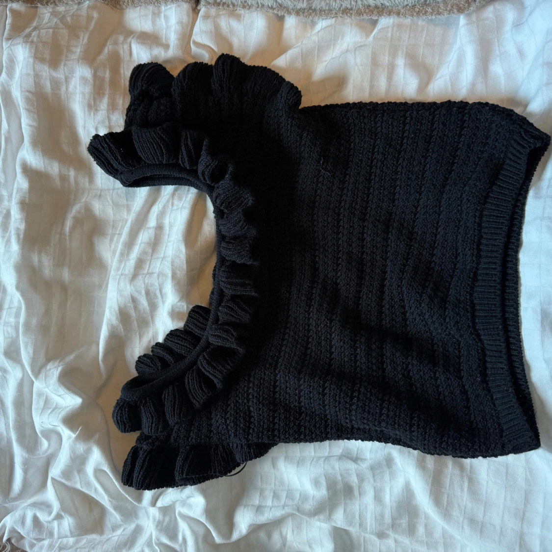 Svart stickad volangtopp från H&M - 3