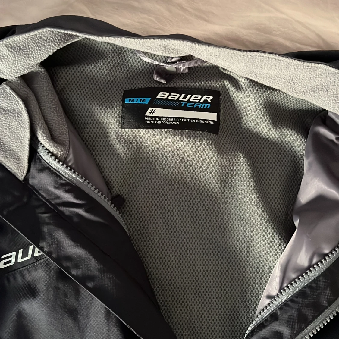 Svart vindjacka från Bauer, strl M - 2