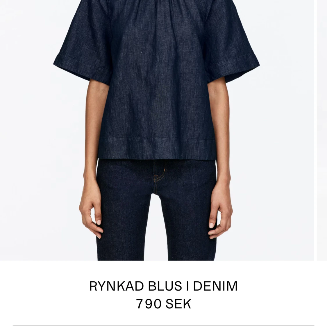 Mörkblå rynkad denimblus med knyt