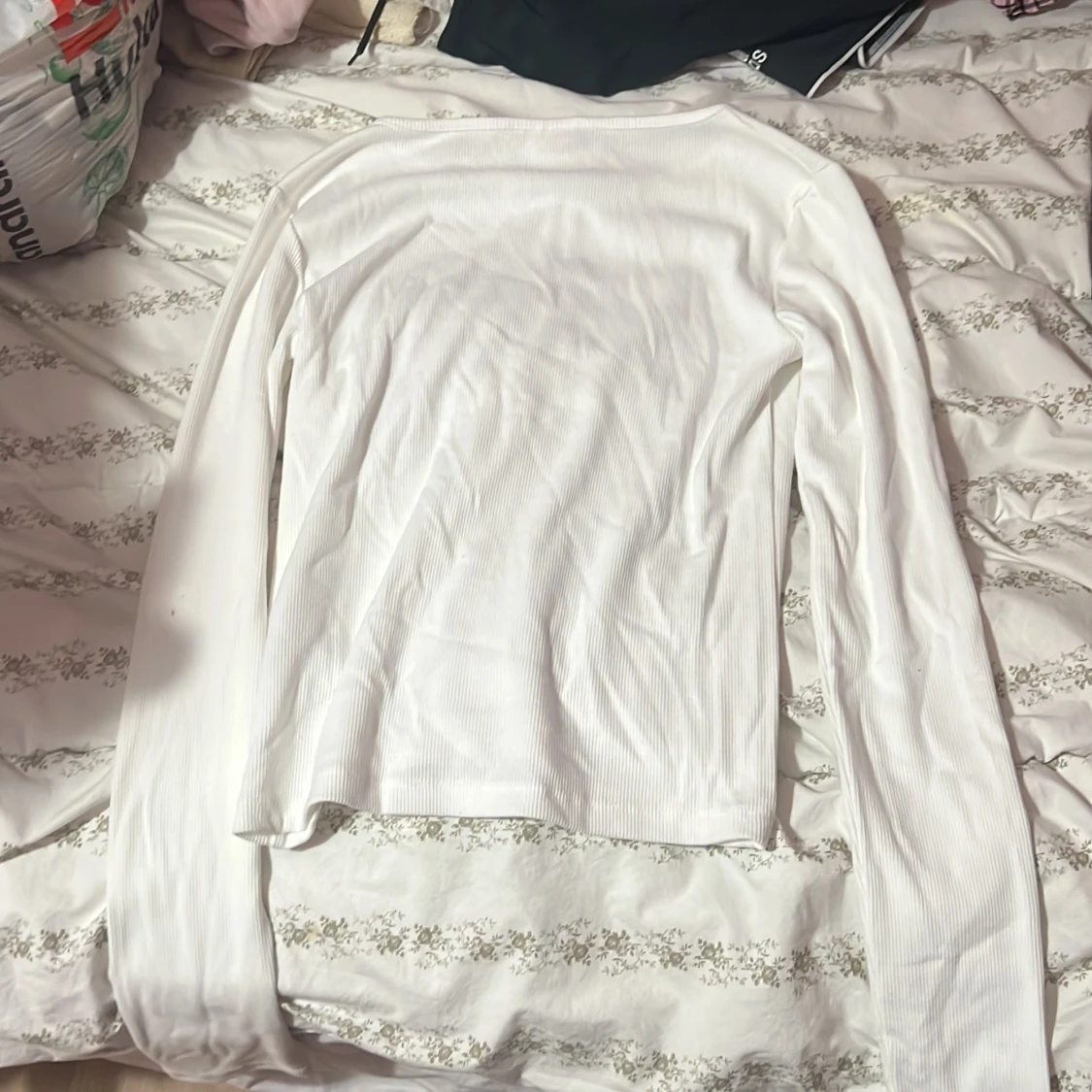 Vit ribbad långärmad topp från Nelly - 1