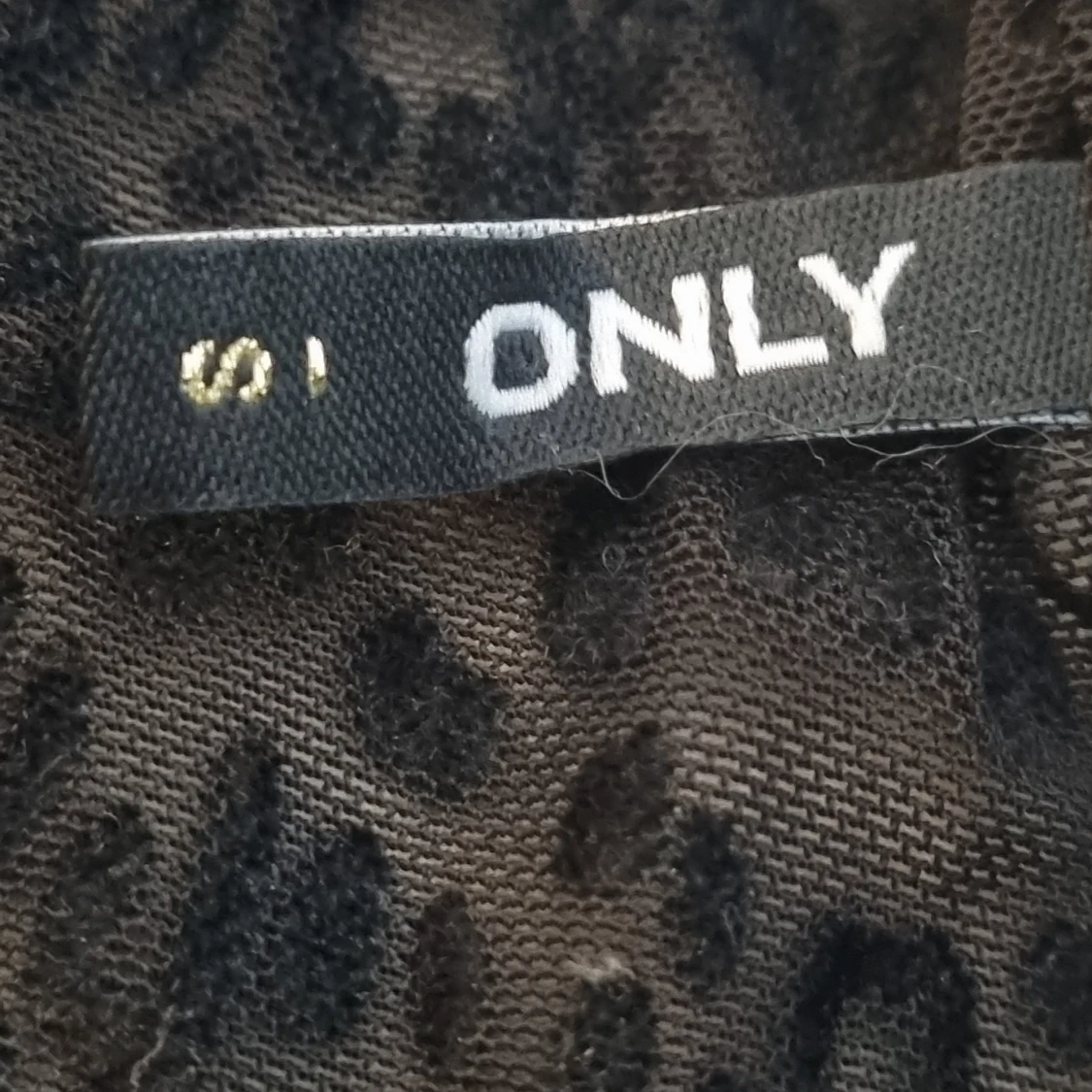 Svart leopardmönstrad meshtröja ONLY - 2