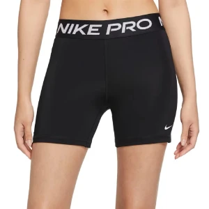 Nike Pro svarta träningstights-shorts - Svarta tighta shorts från Nike Pro med bred resår i midjan och vit logga. Perfekta för träning, tillverkade i stretchigt syntetmaterial som andas. Snygg och sportig look.