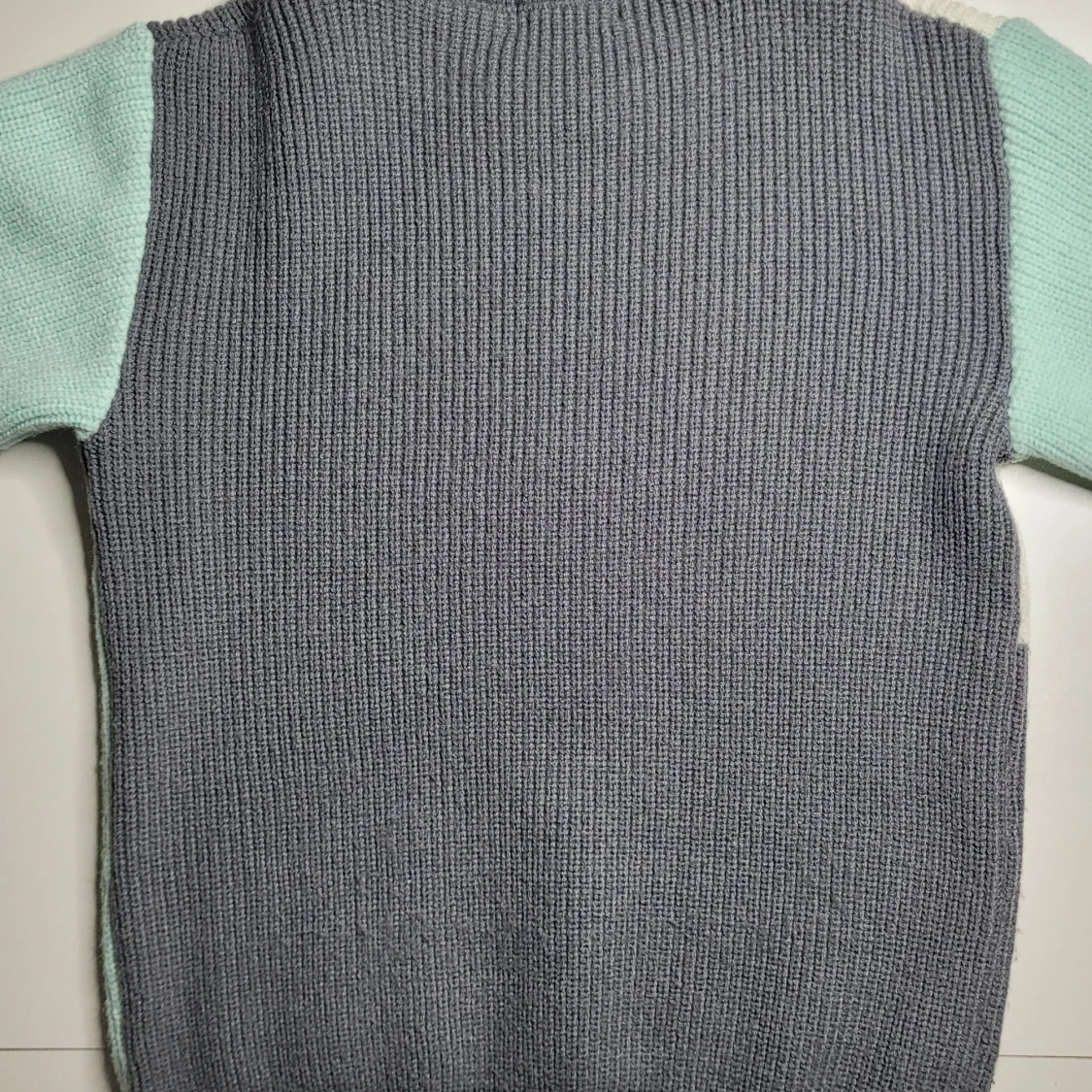 Mönstrad stickad tröja  - 3