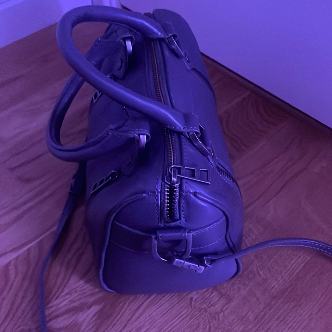 Svart Zadig & Voltaire handväska ”Sunny”  - 2