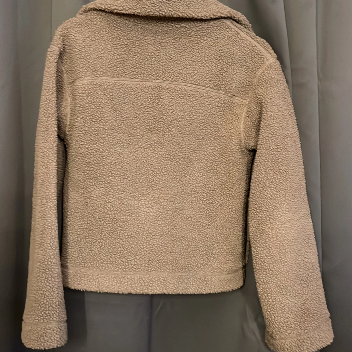 Brun teddyjacka från H&M - 4