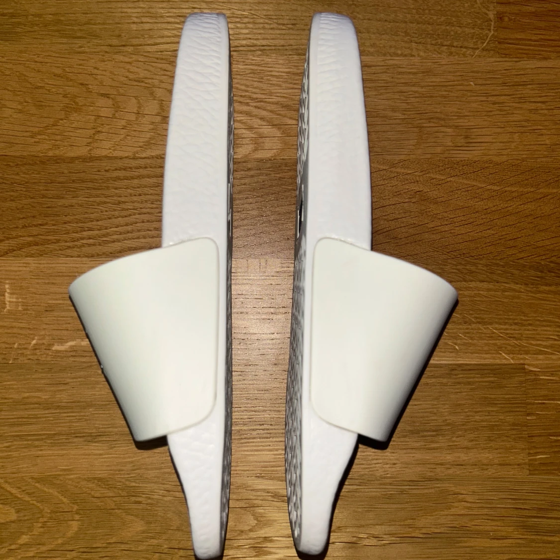 Vita slides från Polo Ralph Lauren - 1