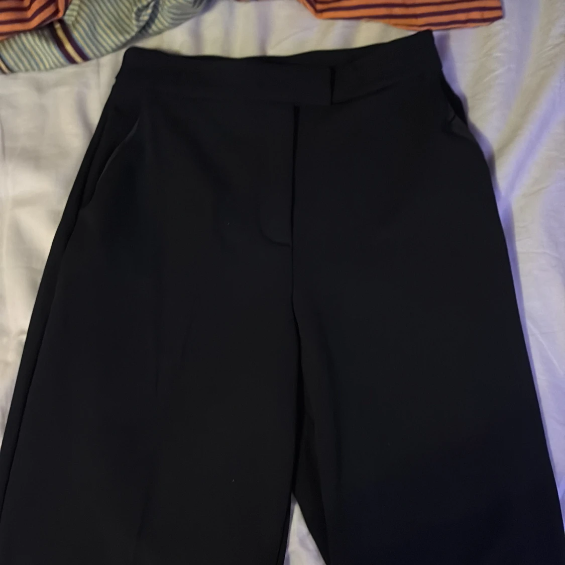 Svarta bootcut kostymbyxor H&M XS - 3