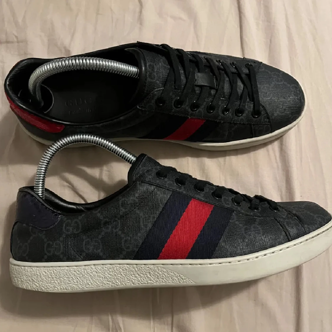 Gucci sneakers med GG-mönster