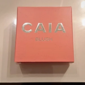 Caia blush - I nyansen troublegum!