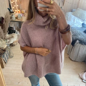 Stickad polo tröja - SUPER snygg❤️