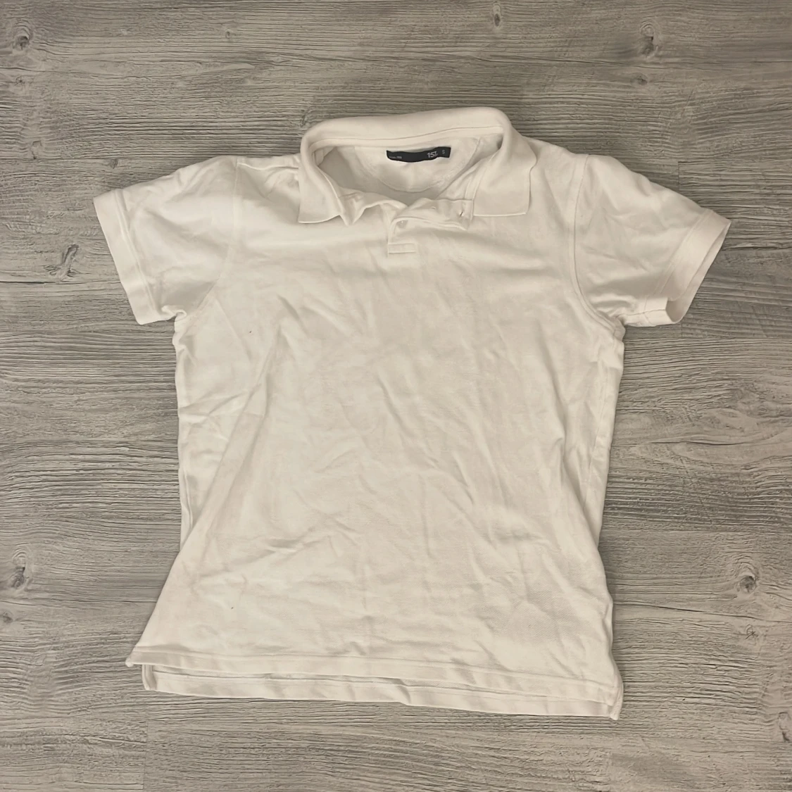 Vit pikétröja från 157, storlek S