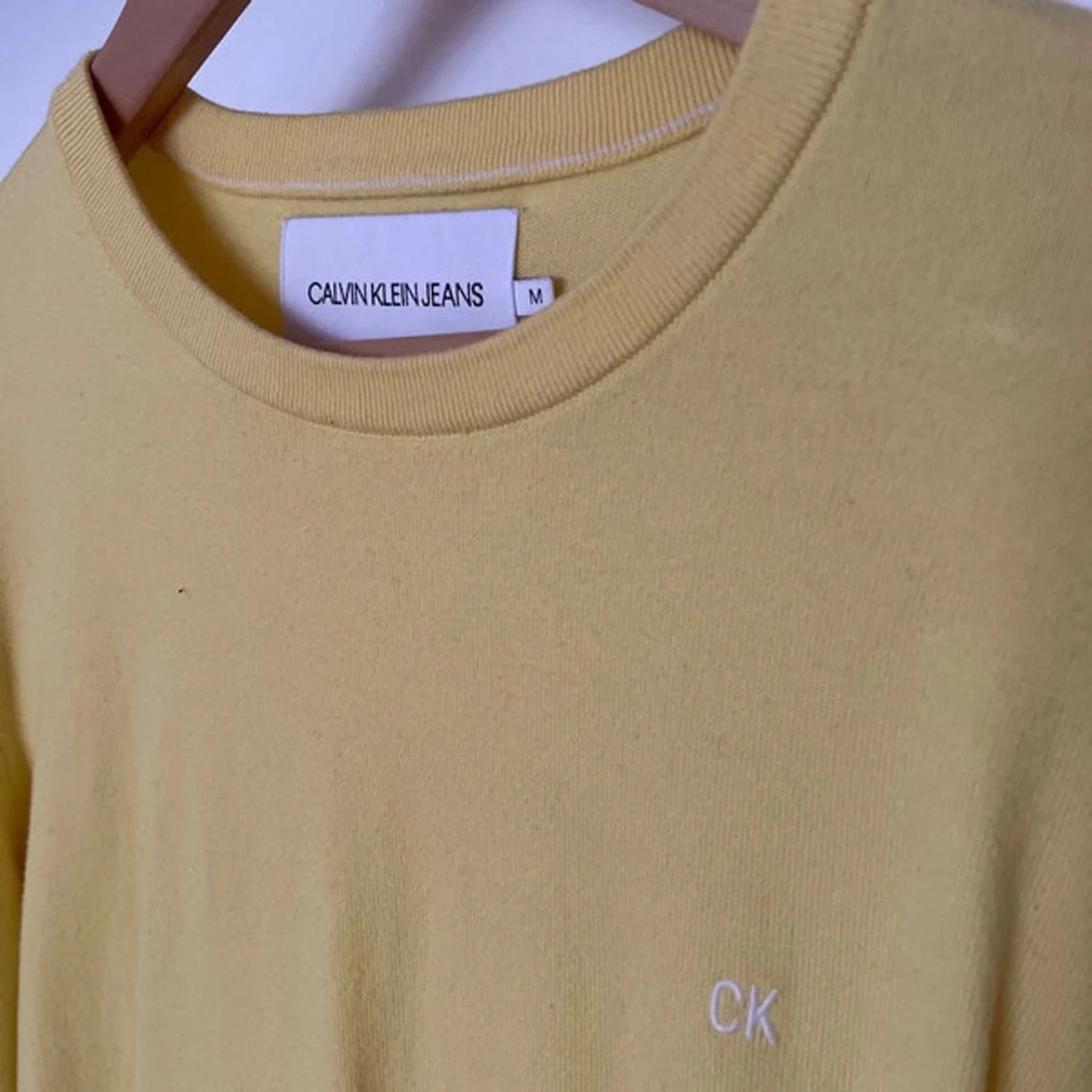 Gul Calvin Klein Jeans storlek M - 1