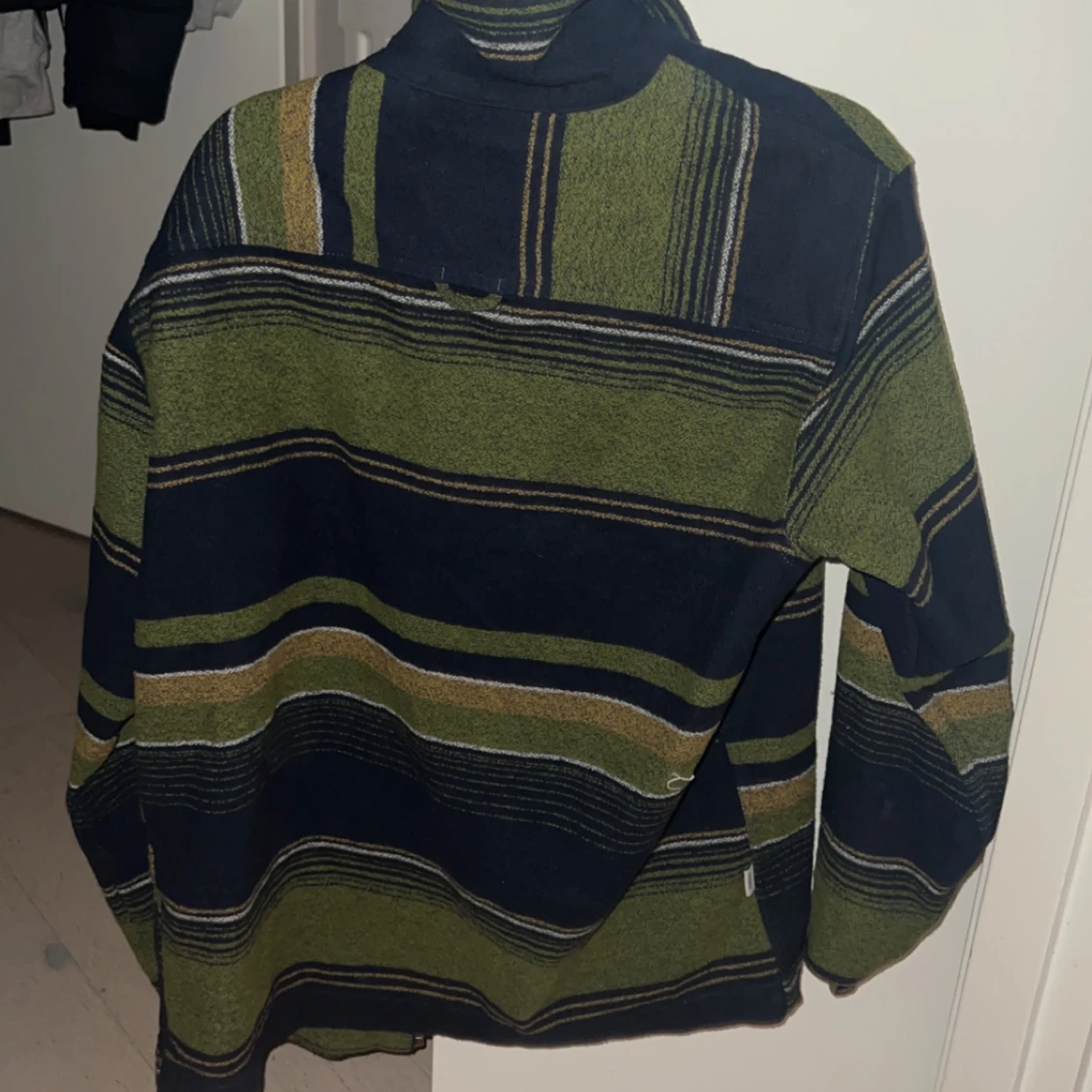 Randig overshirt från carlings - 1