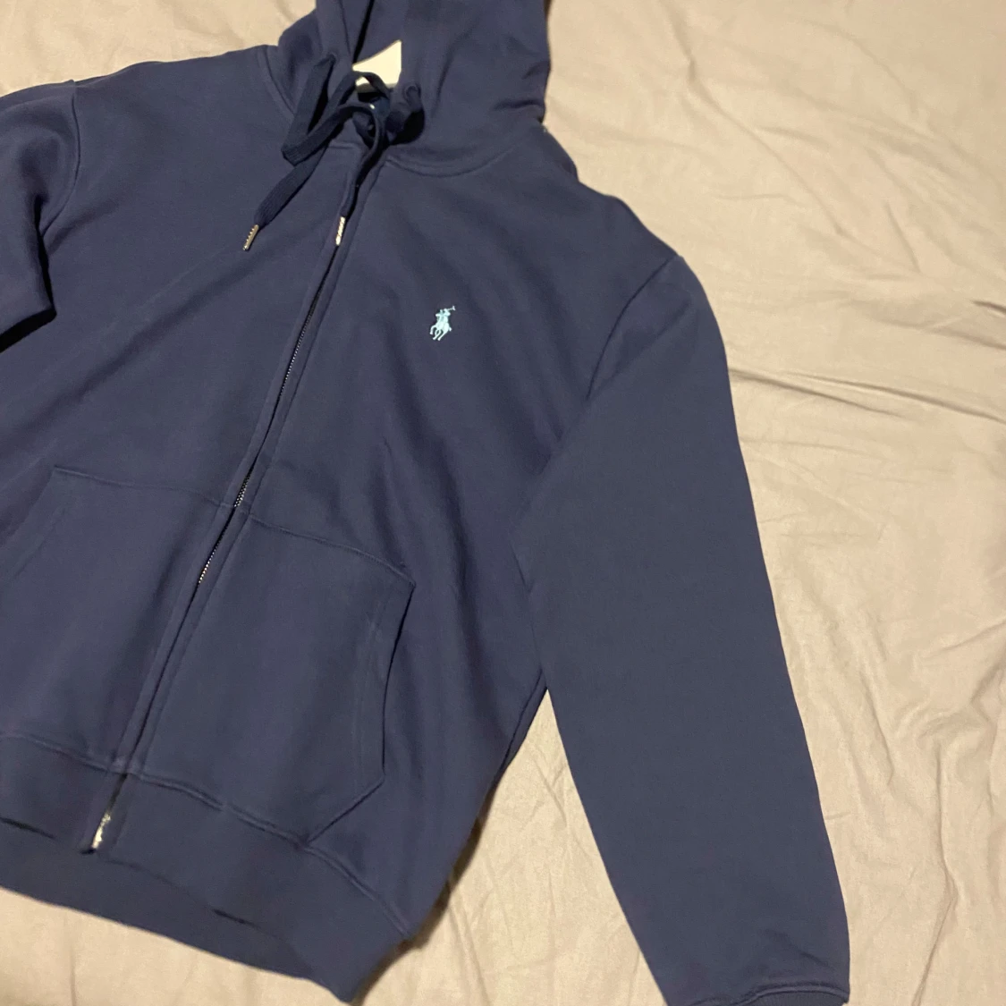 Mörkblå hoodie från Ralph Lauren - 1