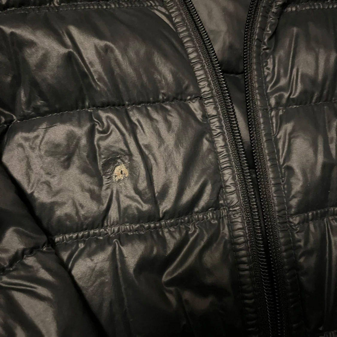 Svart dunjacka från Emporio Armani - 2