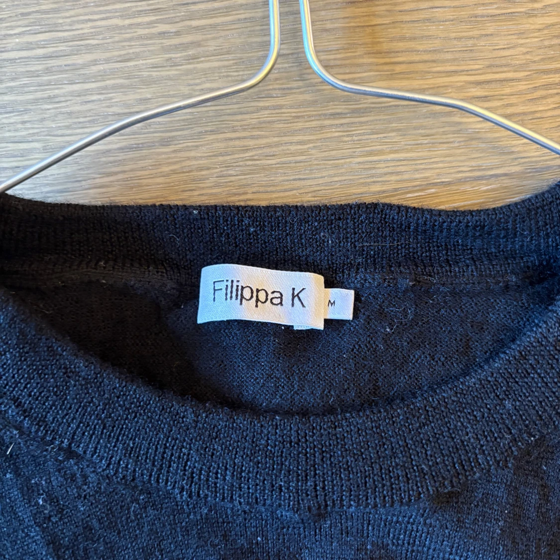 Svart tröja från Filippa K storlek M - 2