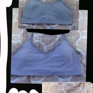 Grå ribbad linnetopp med spetsdetaljer - Säljer dom för 20kr alla dom tre ❤️ kommer ej till användning men ksk nån som vill börja ha bh är bra ❤️