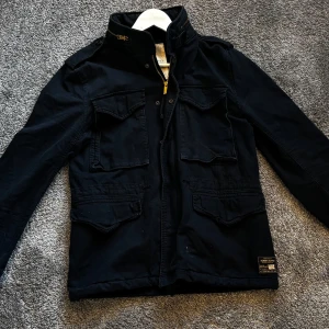 Ralph Lauren Field Jacket - Ralph Lauren Field Jacket Svart field jacket från Ralph Lauren denim & supply Storlek - S, passar även M  Nypris ca 3000kr 