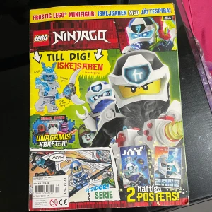 Lego tidning  - Komplett LEGO Ninjago tidning från 2020 nummer 4. Inkluderar serier, spelkort, pyssel och 2 posters.det är bara tidning ingen kort ingår 