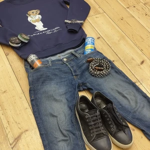LANVINS skor - Säljer dessa feta LANVINS. Endast använda i några månader. Priset är inte hugget i sten utan kan sänkas vid snabbt köp. Du får med boxen vid köp.
