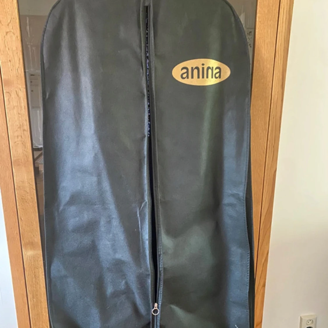 Marinblå långklänning med paljetter - 4