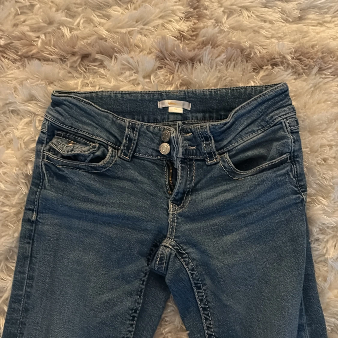 Lågmidjade bootcut jeans!! - 1