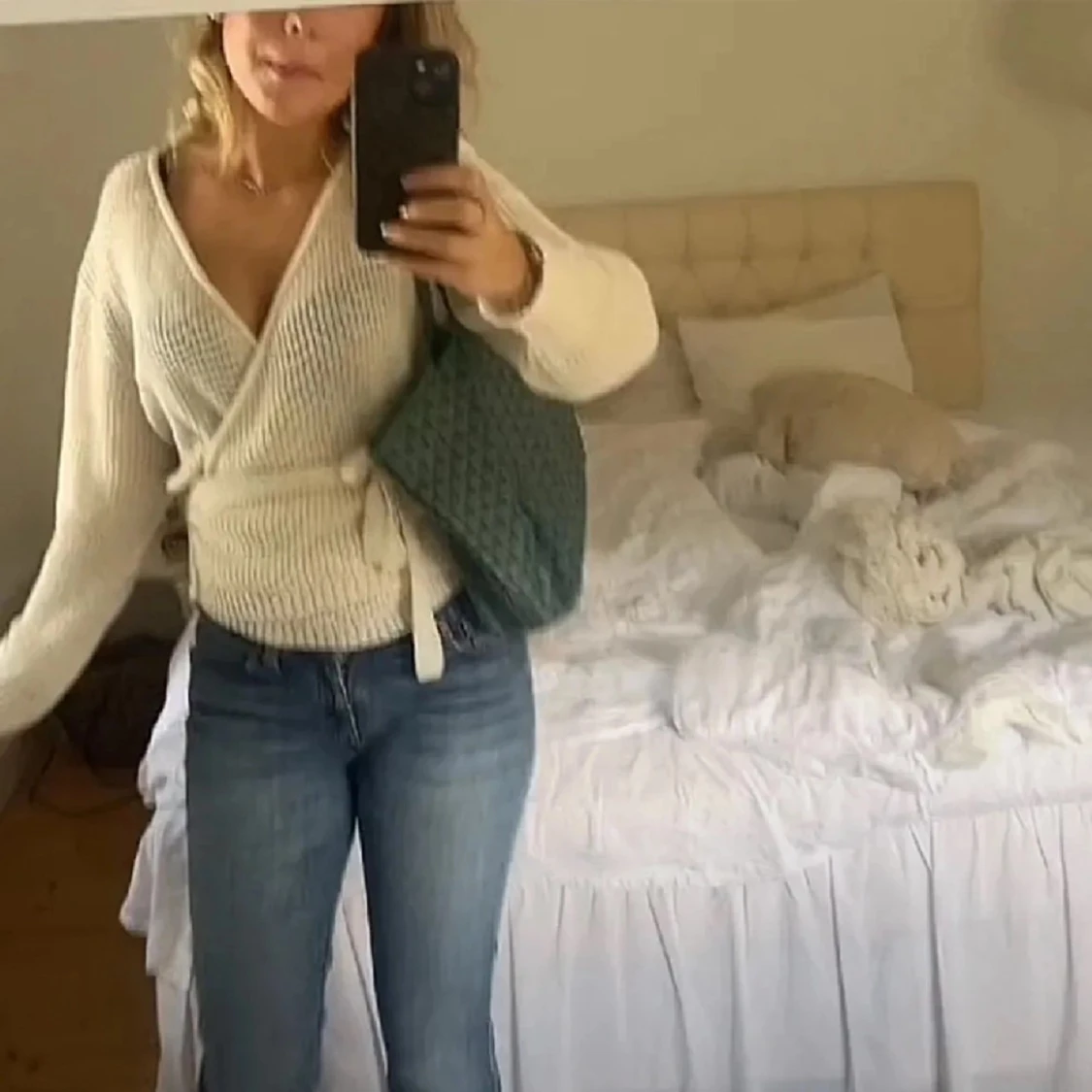 Beige omlott tröja - 2