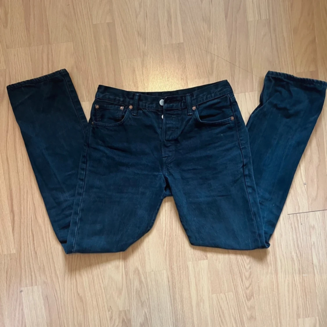 Svarta jeansbyxor från Levi's 501