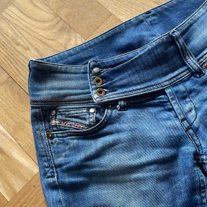 diesel jeans - skriv för fler bilder❤️