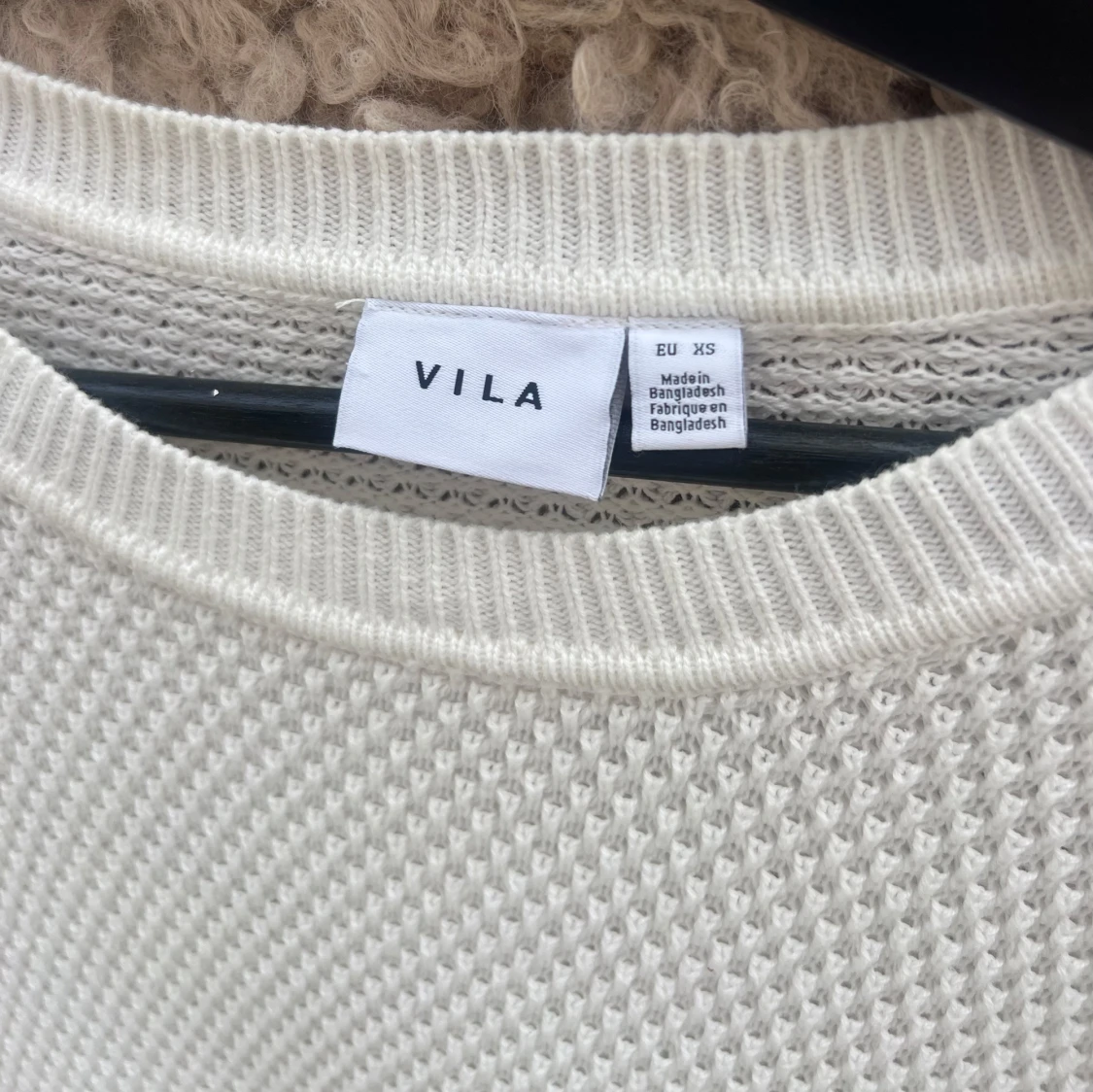 Vit stickad tröja från VILA - 2