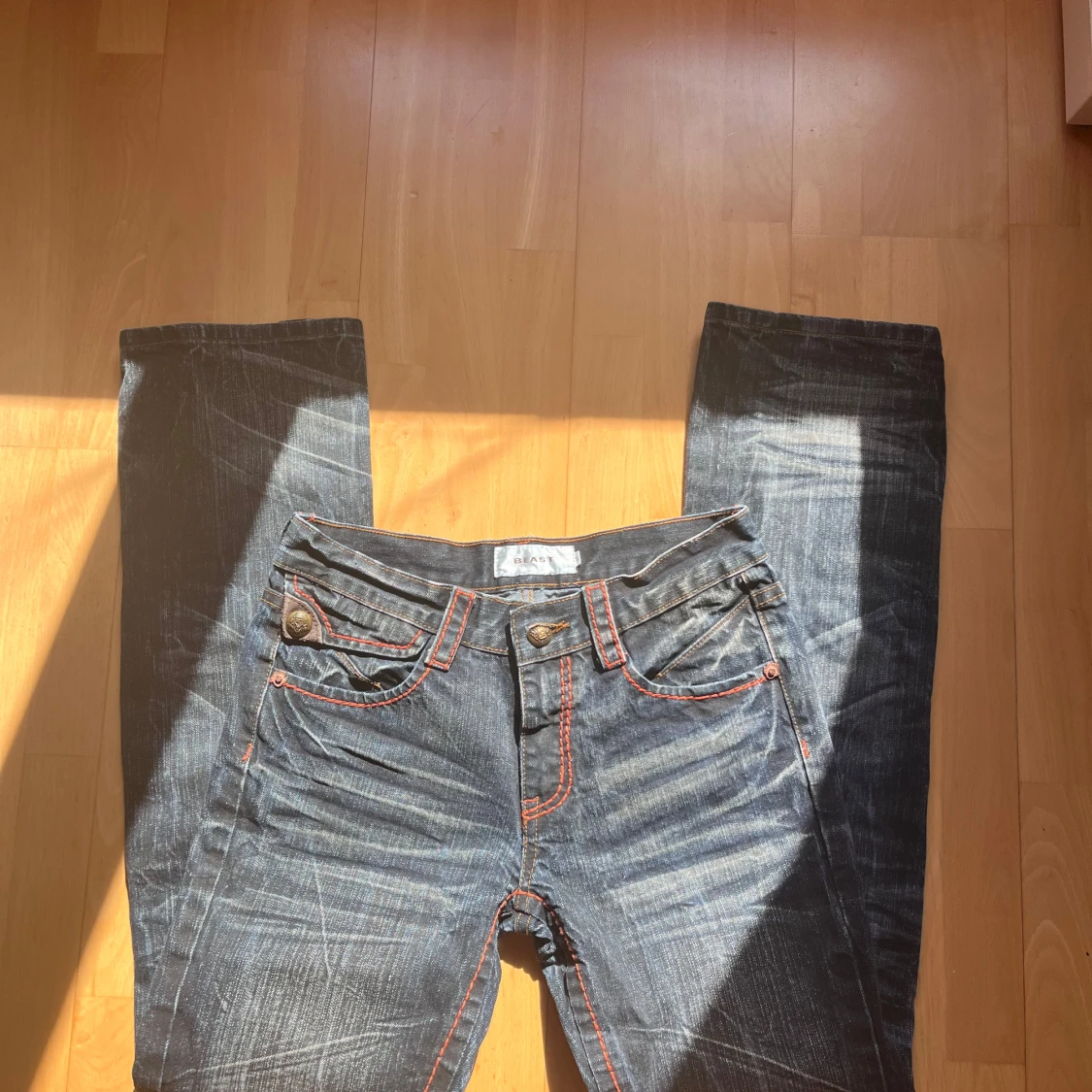 Mörkblå bootcut jeans - 2