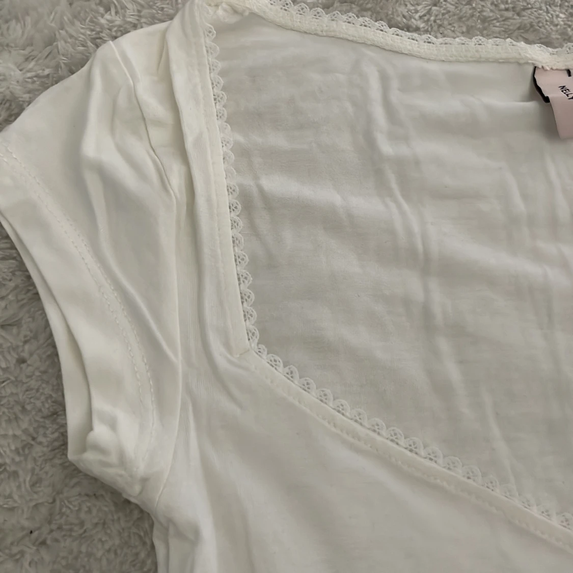 Vit kortärmad topp från Nelly - 2