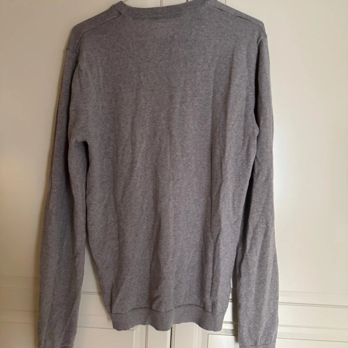 Grå stickad tröja från A days march  - 1