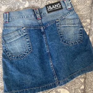Dolce&gabbana kjol - Så cool kjol från DG❤️‍🔥🤘🏼midjemåttet är ca 32
