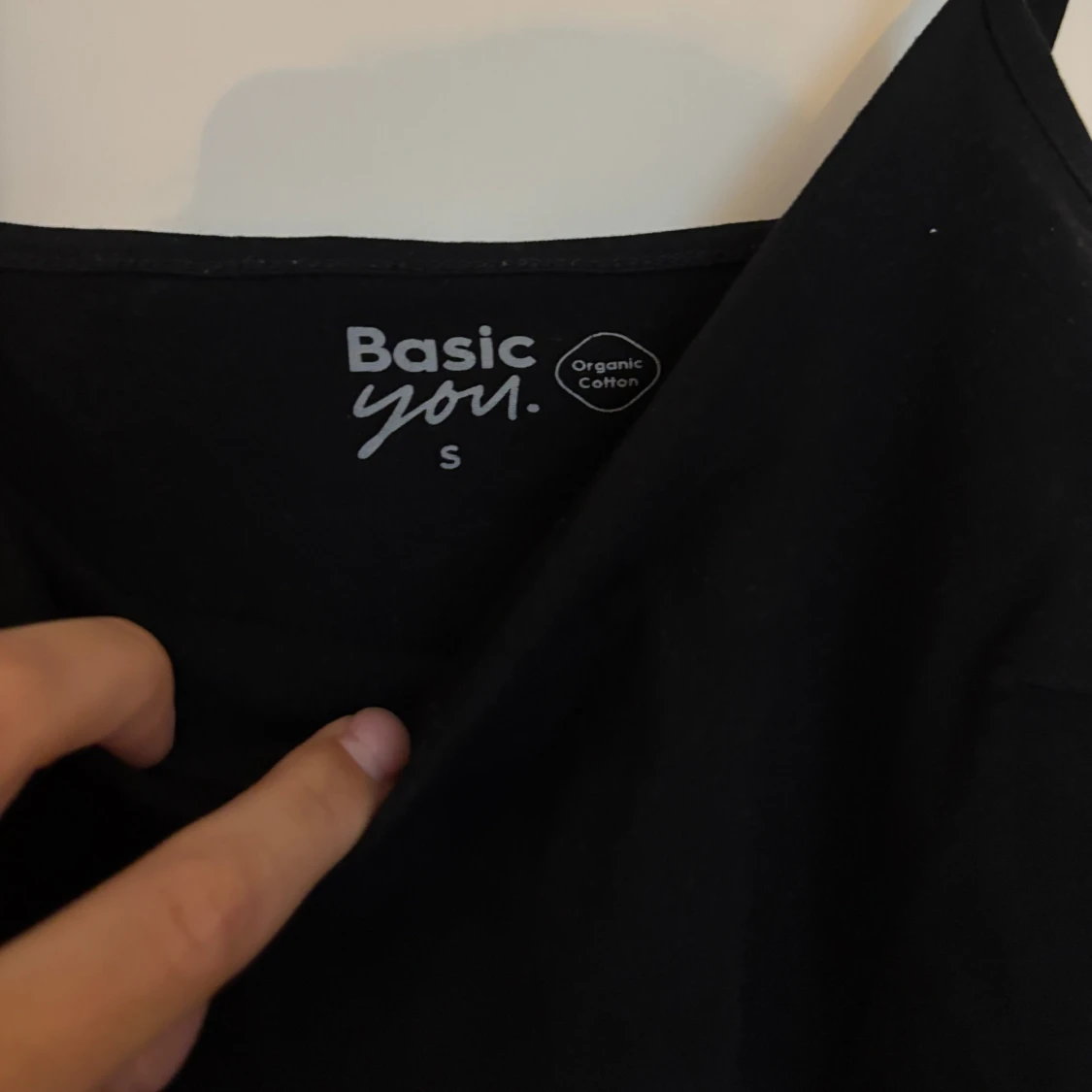 Svart linnetopp från Basic You - 1