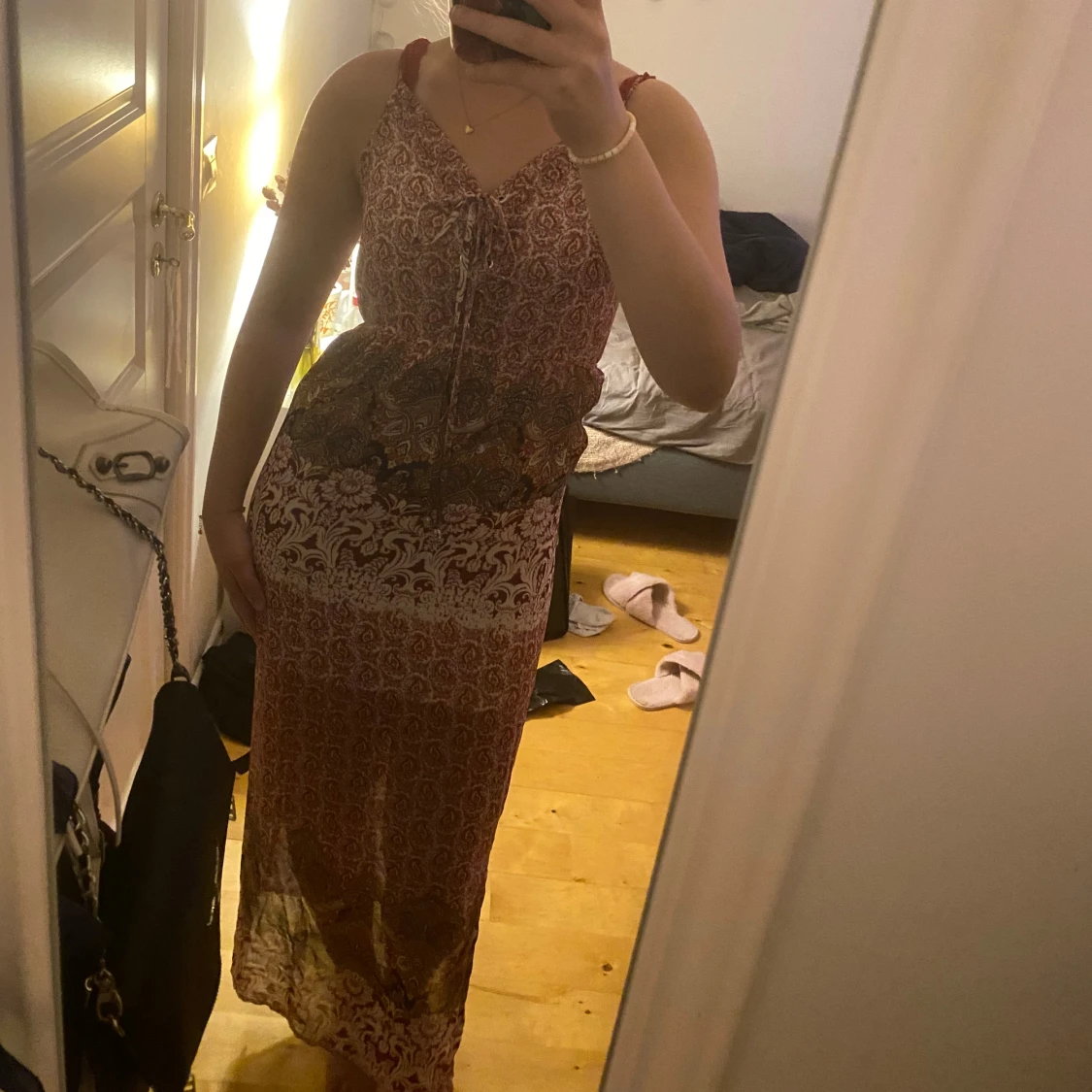 Mönstrad långklänning med snörning - 2