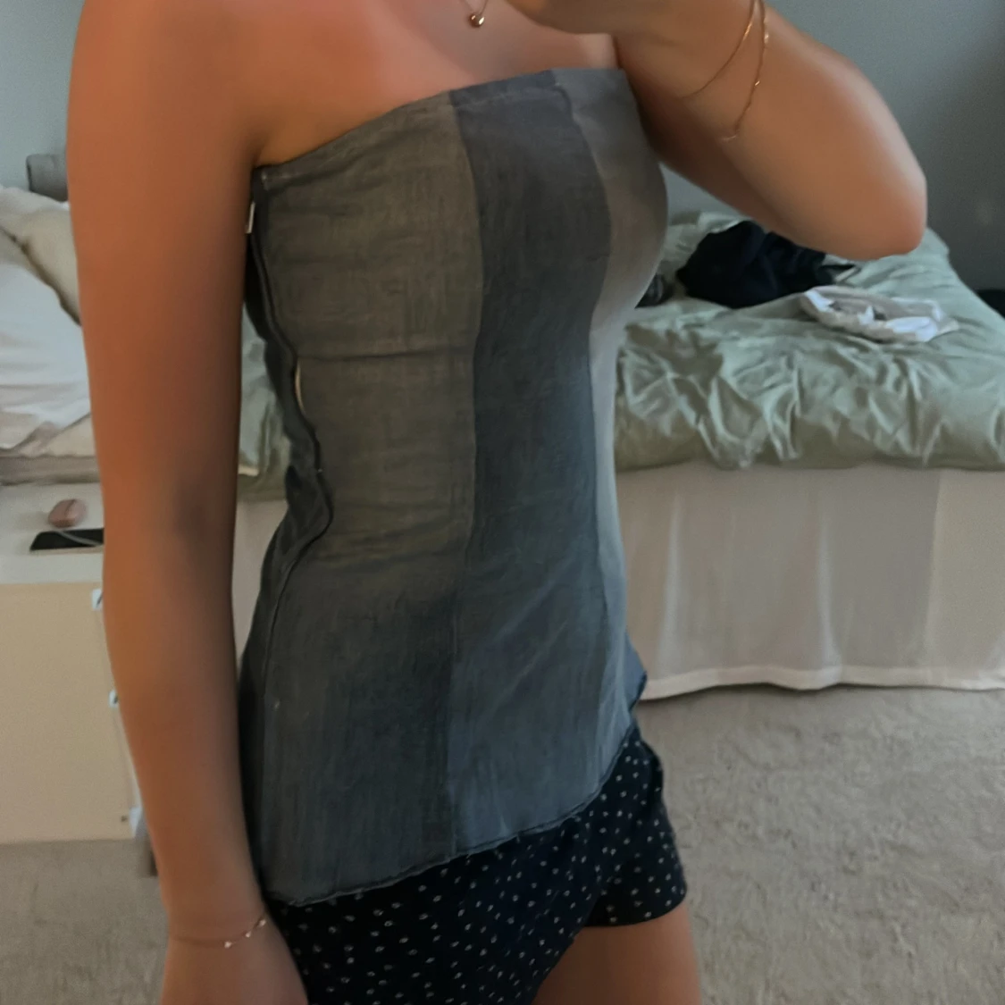 Blå bandeau tubtopp i jeanslook - 3