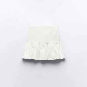 Volang kjol  - Så fin  kjol från zara, oanvänd❤️ 