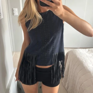 Topp med fransar - Så fin! mockaimmitation