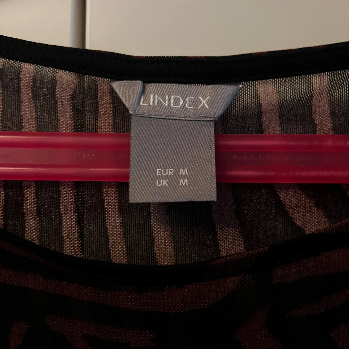 Svart och brun zebramönstrad klänning Lindex - 2