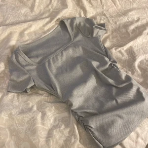 Topp med insydda sidor  - Aldrig använd